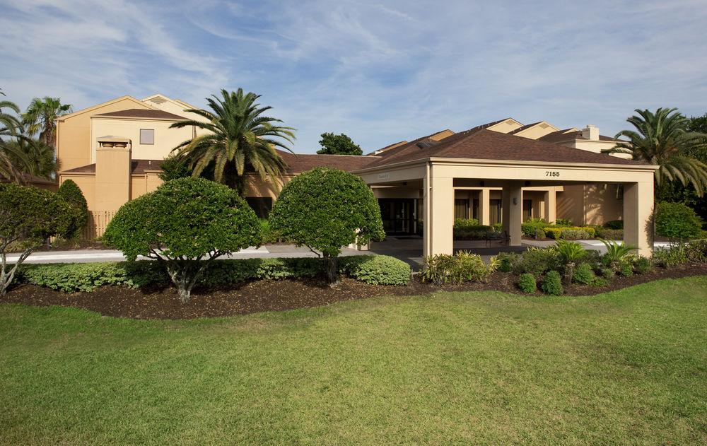 Courtyard By Marriott Orlando Airport Hotel Exterior foto
