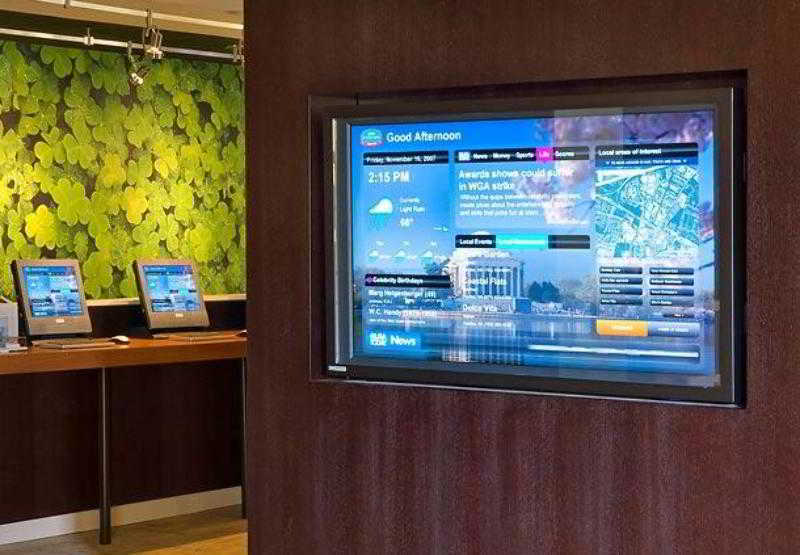 Courtyard By Marriott Orlando Airport Hotel Exterior foto
